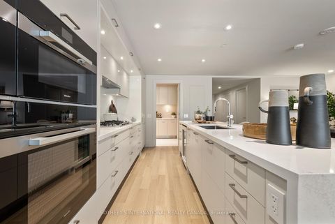 Photo 4 at 217 - 155 Merchants' Wharf, Waterfront Communities C8, Toronto