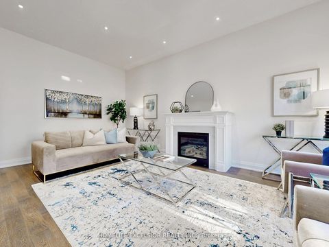 Photo 3 at 19 Aida Place, Oak Ridges, Richmond Hill