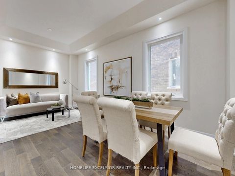 Photo 14 at 19 Aida Place, Oak Ridges, Richmond Hill