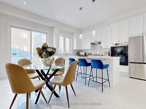 Photo 17 at 19 Aida Place, Oak Ridges, Richmond Hill