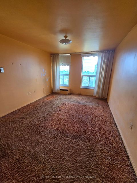 Photo 3 at 1109 - 130 Neptune Drive, Lawrence, Toronto