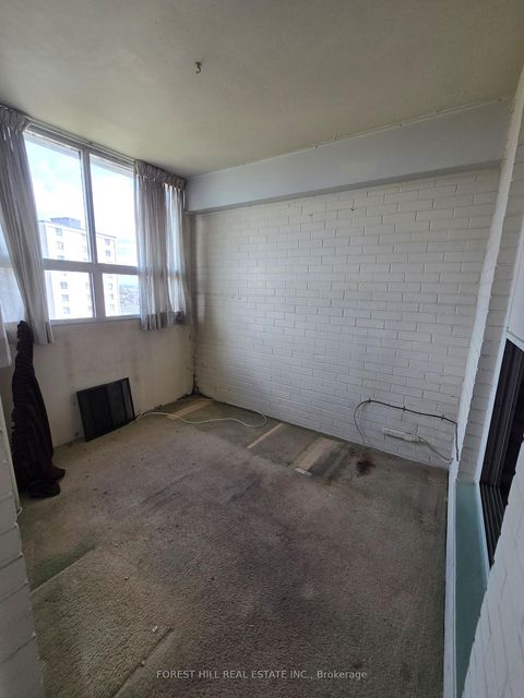 Photo 9 at 1109 - 130 Neptune Drive, Lawrence, Toronto