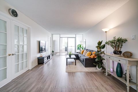 Photo 9 at 303 - 1 Reidmount Avenue, Malvern West, Toronto