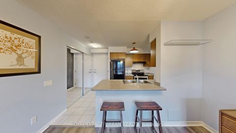 Photo 8 at 428 - 60 Heintzman Street, Junction Area, Toronto