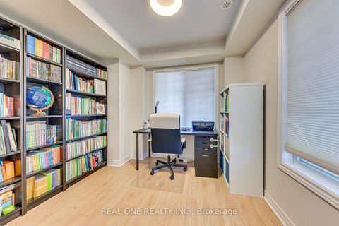 Photo 5 at 75 - 2435 Greenwich Drive, WM Westmount, Oakville