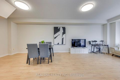 Photo 9 at 75 - 2435 Greenwich Drive, WM Westmount, Oakville