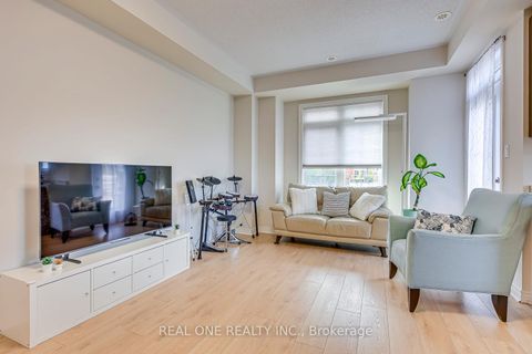 Photo 12 at 75 - 2435 Greenwich Drive, WM Westmount, Oakville