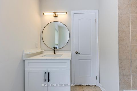 Photo 32 at 75 - 2435 Greenwich Drive, WM Westmount, Oakville