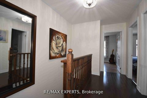 Photo 15 at 11 City Park Circle, West Woodbridge, Vaughan