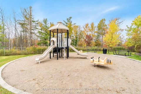 Photo 27 at 402 - 42 Ferndale Drive S, Ardagh, Barrie Photo 27 at 402 - 42 Ferndale Drive S, Ardagh, Barrie