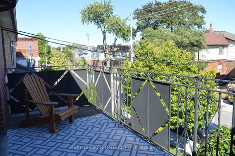 Photo 21 at 204 Earlscourt Avenue W, Davenport, Toronto