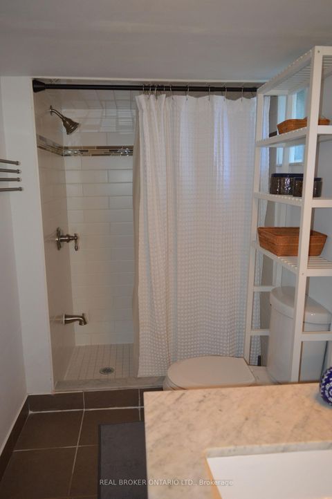 Photo 35 at 204 Earlscourt Avenue W, Davenport, Toronto Photo 35 at 204 Earlscourt Avenue W, Davenport, Toronto