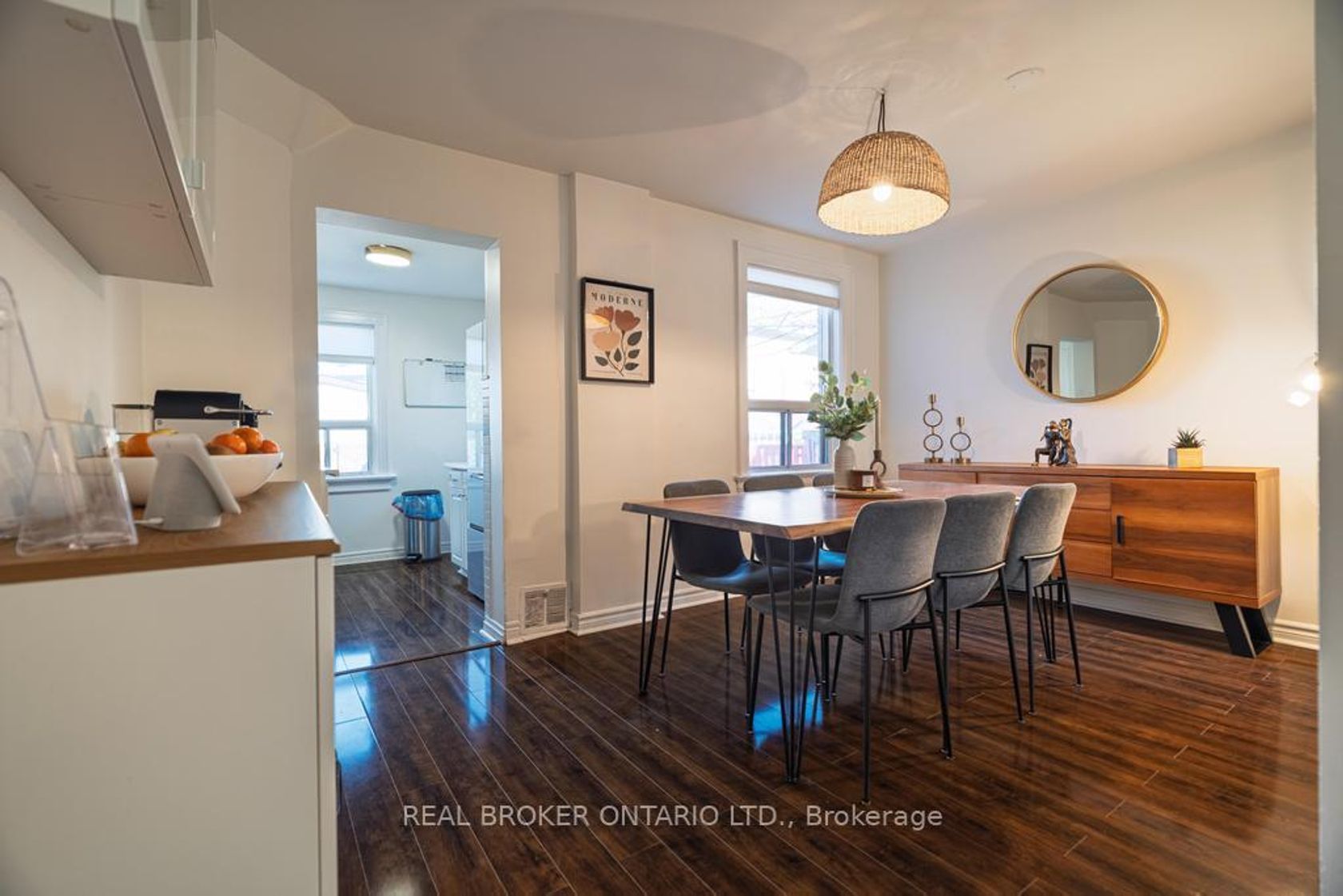 Photo 10 at 204 Earlscourt Avenue W, Davenport, Toronto Photo 10 at 204 Earlscourt Avenue W, Davenport, Toronto