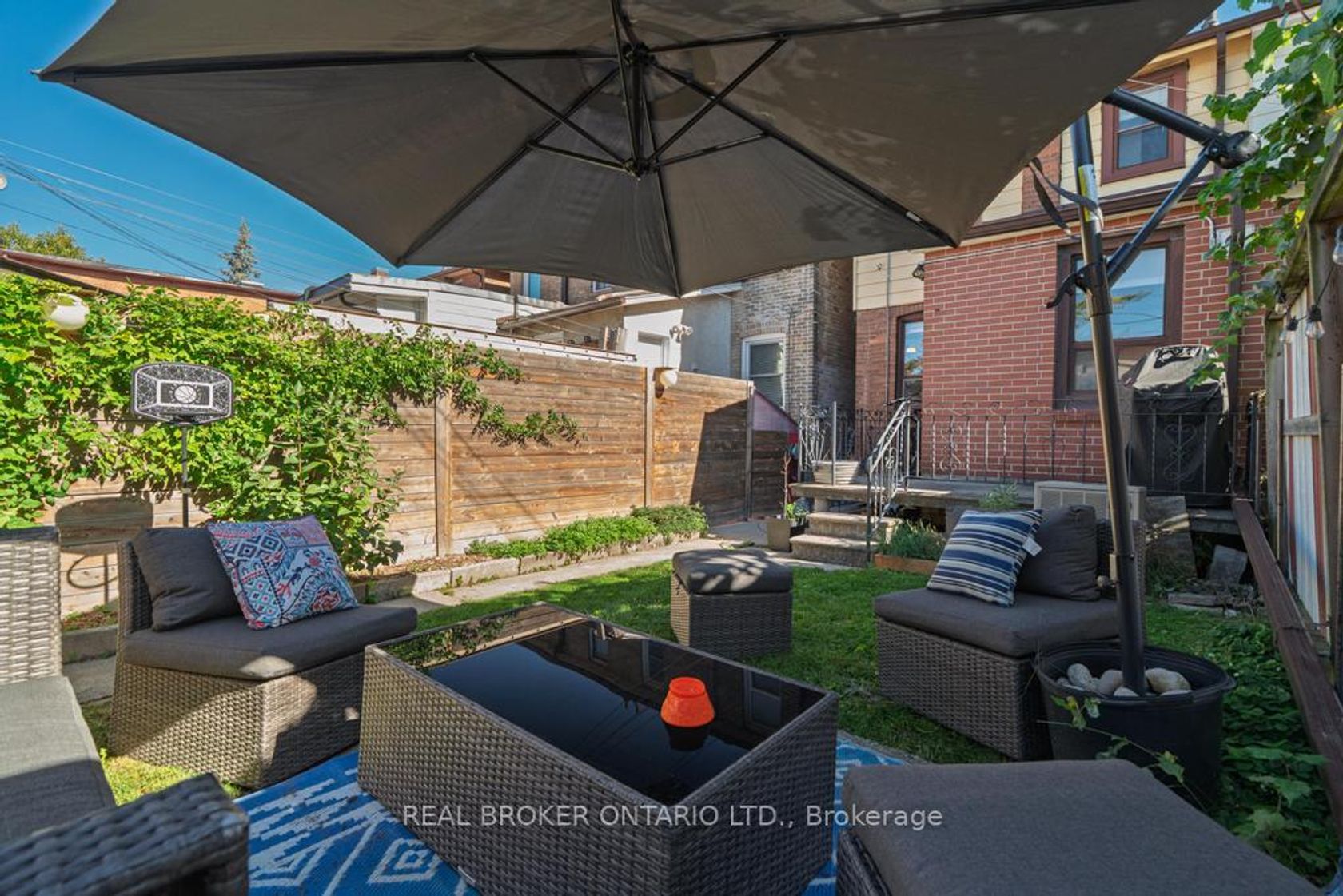 Photo 38 at 204 Earlscourt Avenue W, Davenport, Toronto Photo 38 at 204 Earlscourt Avenue W, Davenport, Toronto