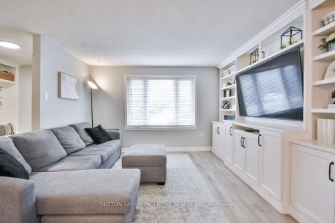 Photo 5 at 29 Wells Crescent, Sunnidale, Barrie