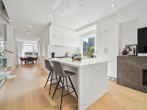 Photo 8 at 1 Flax Field Lane, Willowdale West, Toronto Photo 8 at 1 Flax Field Lane, Willowdale West, Toronto