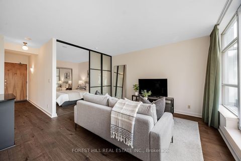 Photo 3 at 306 - 350 Wellington Street W, Waterfront Communities C1, Toronto