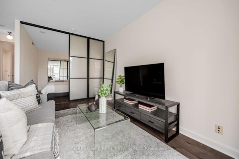 Photo 18 at 306 - 350 Wellington Street W, Waterfront Communities C1, Toronto