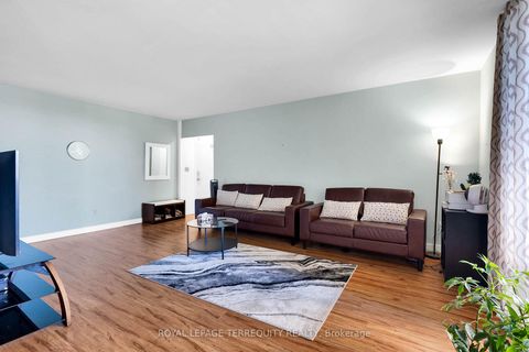 Photo 4 at 519 - 5 Massey Square, Crescent Town, Toronto