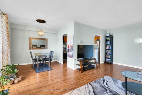 Photo 5 at 519 - 5 Massey Square, Crescent Town, Toronto