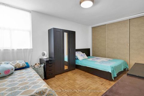 Photo 12 at 519 - 5 Massey Square, Crescent Town, Toronto
