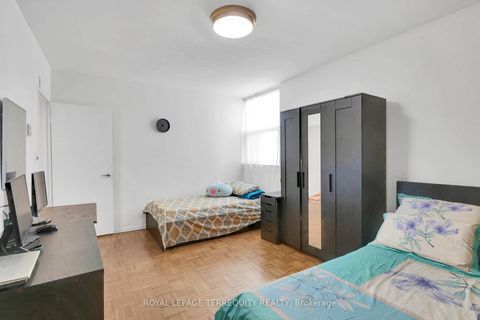 Photo 14 at 519 - 5 Massey Square, Crescent Town, Toronto