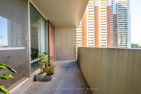 Photo 18 at 519 - 5 Massey Square, Crescent Town, Toronto