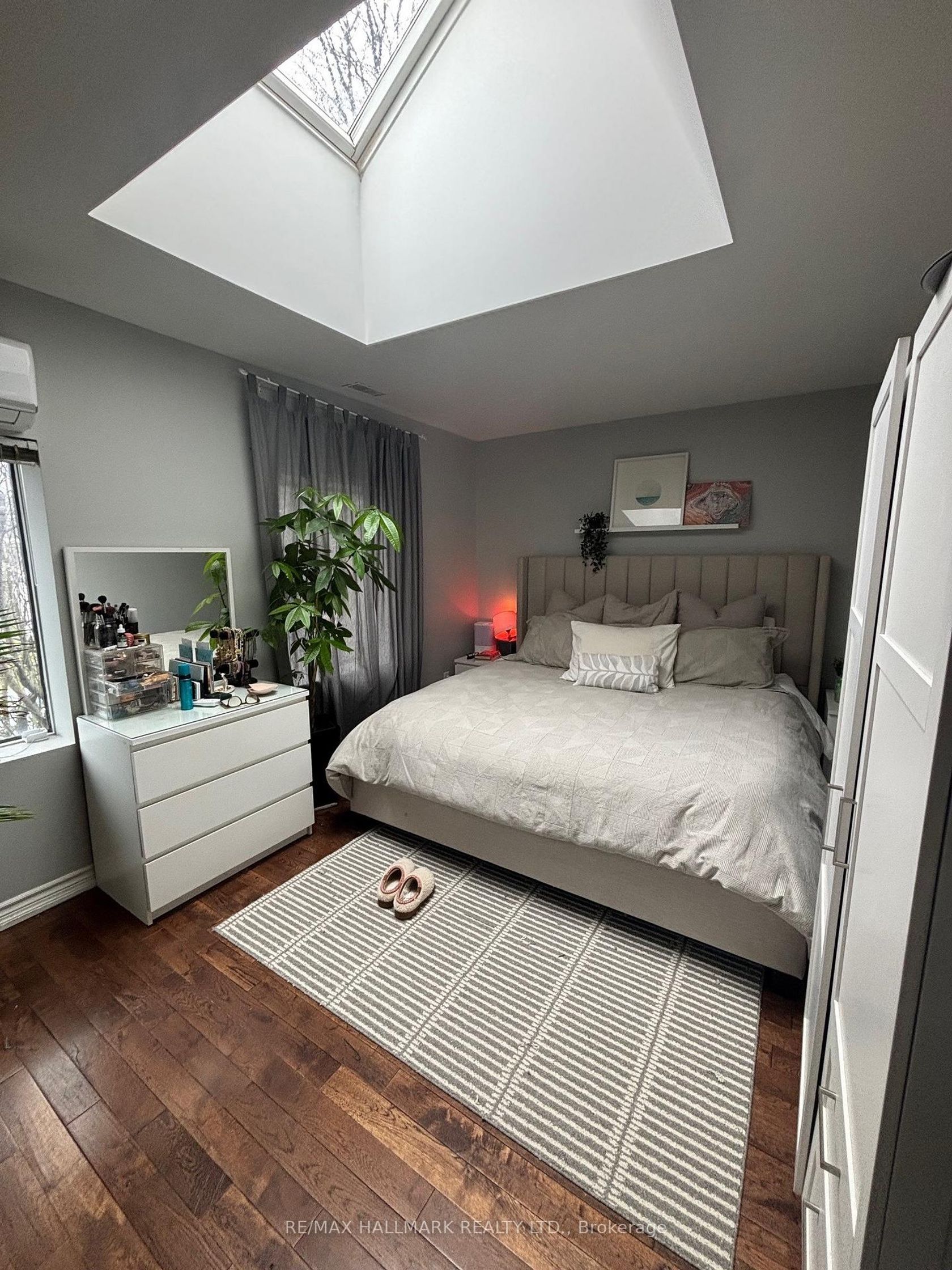 Photo 15 at 97 Oriole Parkway, St. Clair, Toronto Photo 15 at 97 Oriole Parkway, St. Clair, Toronto