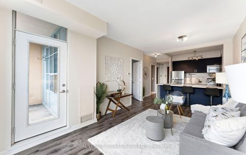 Photo 6 at 1112 - 438 Richmond Street W, Waterfront Communities C1, Toronto
