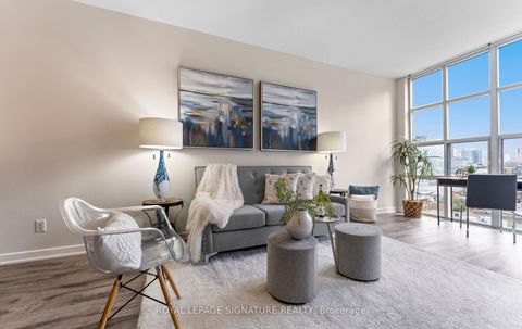 Photo 8 at 1112 - 438 Richmond Street W, Waterfront Communities C1, Toronto