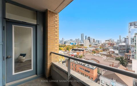 Photo 25 at 1112 - 438 Richmond Street W, Waterfront Communities C1, Toronto