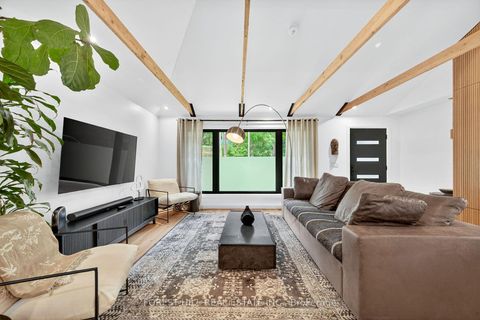 Photo 0 at 215 MAIN Street N, London, Newmarket Photo 0 at 215 MAIN Street N, London, Newmarket