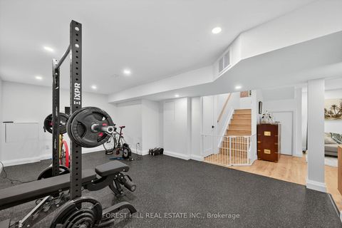 Photo 32 at 215 MAIN Street N, London, Newmarket Photo 32 at 215 MAIN Street N, London, Newmarket