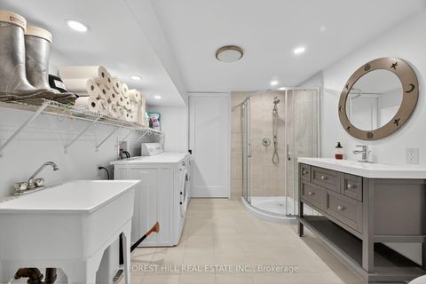 Photo 36 at 215 MAIN Street N, London, Newmarket Photo 36 at 215 MAIN Street N, London, Newmarket