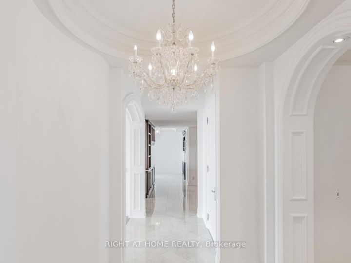 Photo 5 at LPH19 - 2095 Lake Shore Boulevard W, Mimico, Toronto