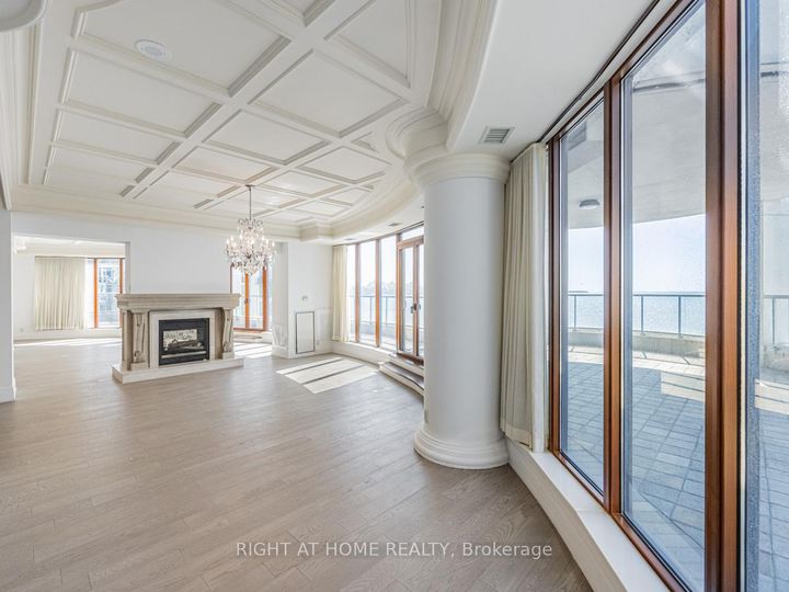 Photo 11 at LPH19 - 2095 Lake Shore Boulevard W, Mimico, Toronto