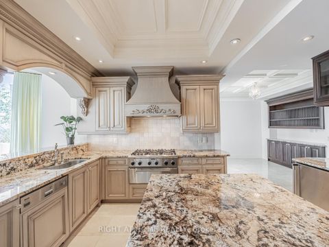 Photo 13 at LPH19 - 2095 Lake Shore Boulevard W, Mimico, Toronto