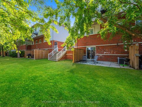 Photo 14 at 13 - 235 Ferndale Drive S, Ardagh, Barrie Photo 14 at 13 - 235 Ferndale Drive S, Ardagh, Barrie