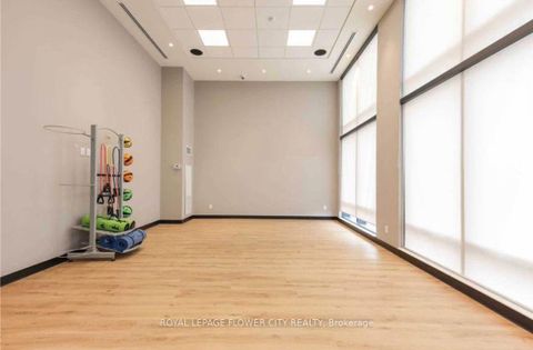 Photo 2 at 524 - 681 Yonge Street S, Painswick South, Barrie
