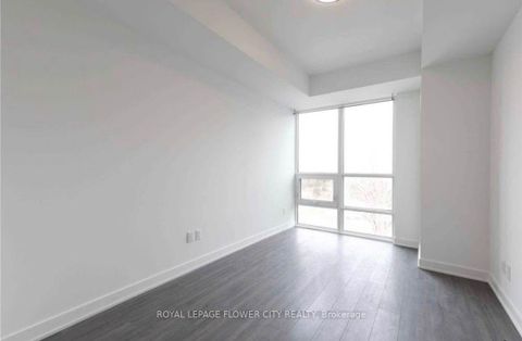 Photo 6 at 524 - 681 Yonge Street S, Painswick South, Barrie Photo 6 at 524 - 681 Yonge Street S, Painswick South, Barrie