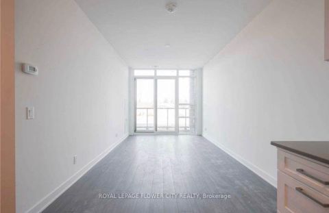 Photo 11 at 524 - 681 Yonge Street S, Painswick South, Barrie