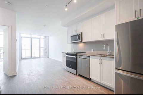 Photo 14 at 524 - 681 Yonge Street S, Painswick South, Barrie Photo 14 at 524 - 681 Yonge Street S, Painswick South, Barrie