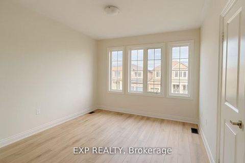 Photo 15 at 9 KENNETH APPLETON Avenue, Headford Business Park, Richmond Hill