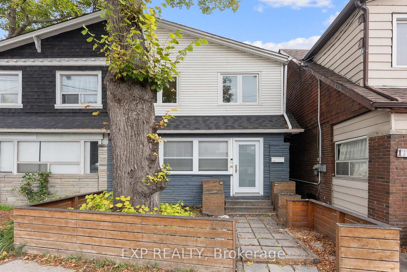 1702 Dundas Street E, Coxwell, Toronto 