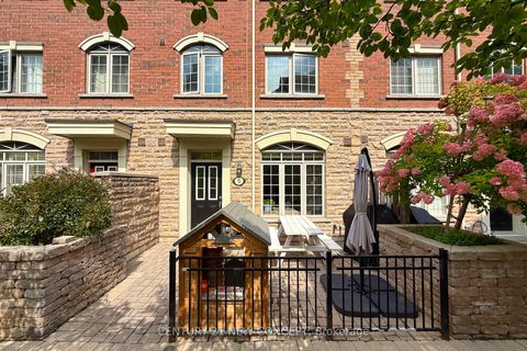 Photo 0 at 52 - 8 Brighton Place, Yorkhill, Vaughan