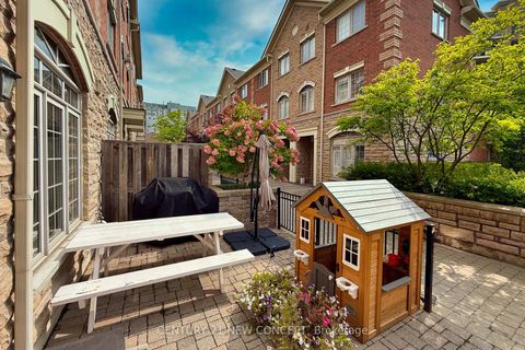 Photo 4 at 52 - 8 Brighton Place, Yorkhill, Vaughan