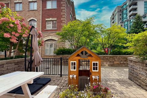 Photo 6 at 52 - 8 Brighton Place, Yorkhill, Vaughan