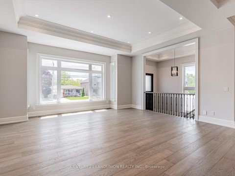 Photo 5 at 36A Elm Grove Avenue, Oak Ridges, Richmond Hill