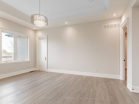 Photo 22 at 36A Elm Grove Avenue, Oak Ridges, Richmond Hill