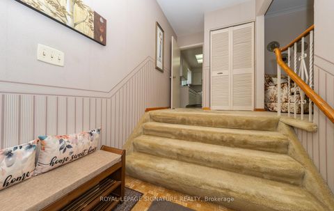 Photo 2 at 69 Kilkenny Drive, L'Amoreaux, Toronto